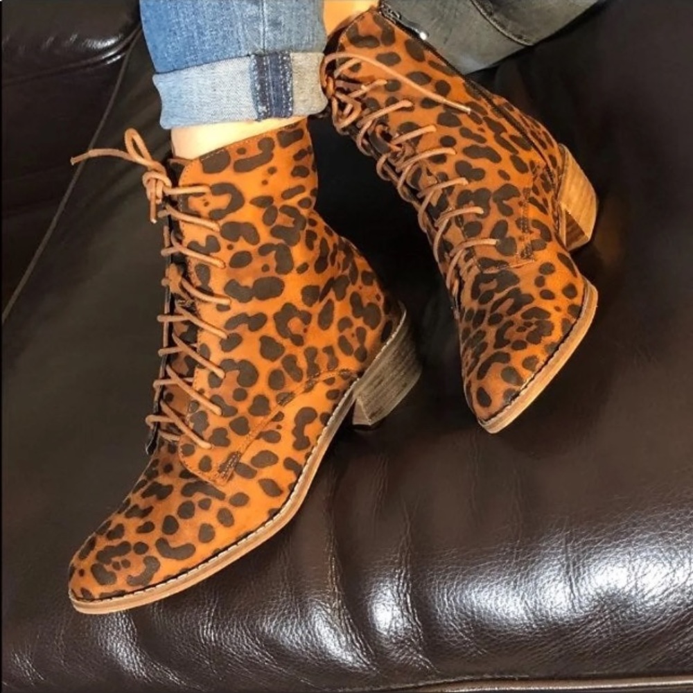 FAUX SUEDE LEOPARD PRINT BOOTS - Picture 5 of 8